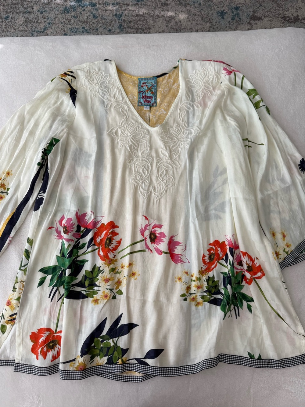 Johnny Was Cream Floral Embroidered Tunic Top Blouse Size Medium D87